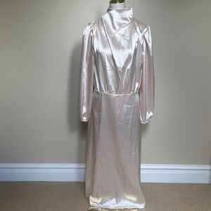 New JL Luxe Cream/Light Rose Long Sleeved Satin Maxi Dress